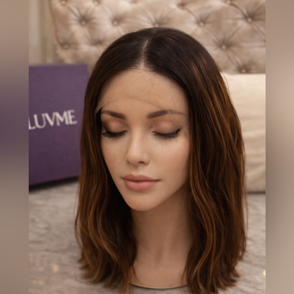 NEW IN BOX – LACE FRONT STRAIGHT LUVME BOB WIG - 12”